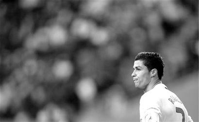 阿森纳算不算欧洲顶级？塔帅：我们没拿过欧冠，拜仁拿过六个（阿森纳够不够欧洲顶级？塔帅：我们没欧冠，拜仁有六座）