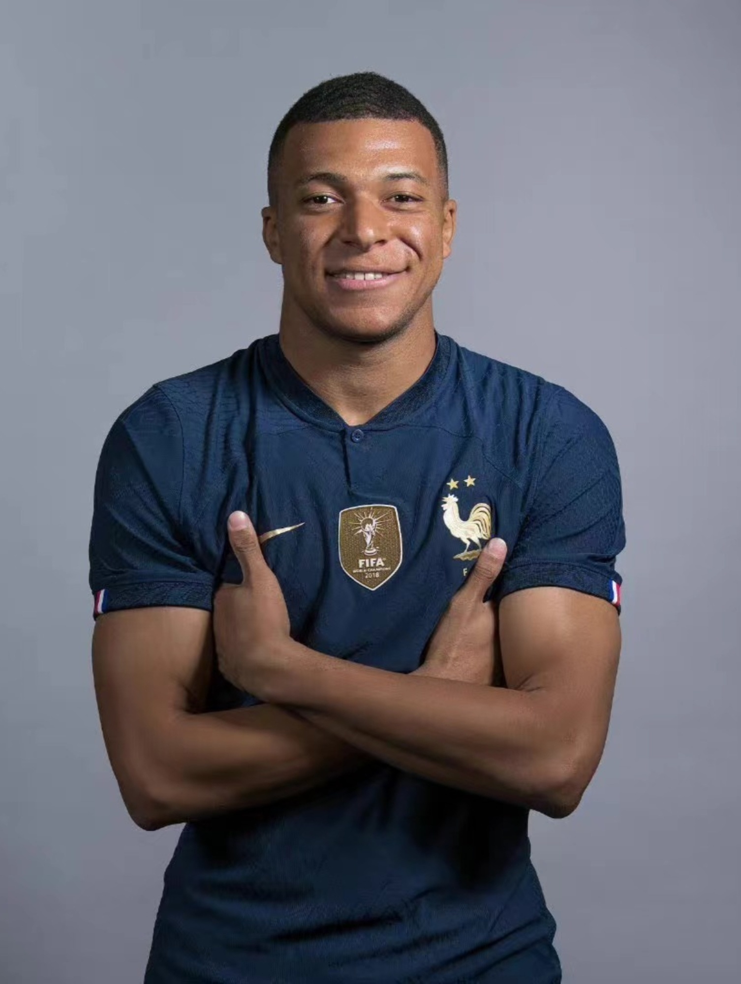 桑切斯：我们是夺冠热门而非巴萨，库库把亚马尔“揣兜里了”（桑切斯：争冠大热是我们而非巴萨，库库把亚马尔装进口袋）