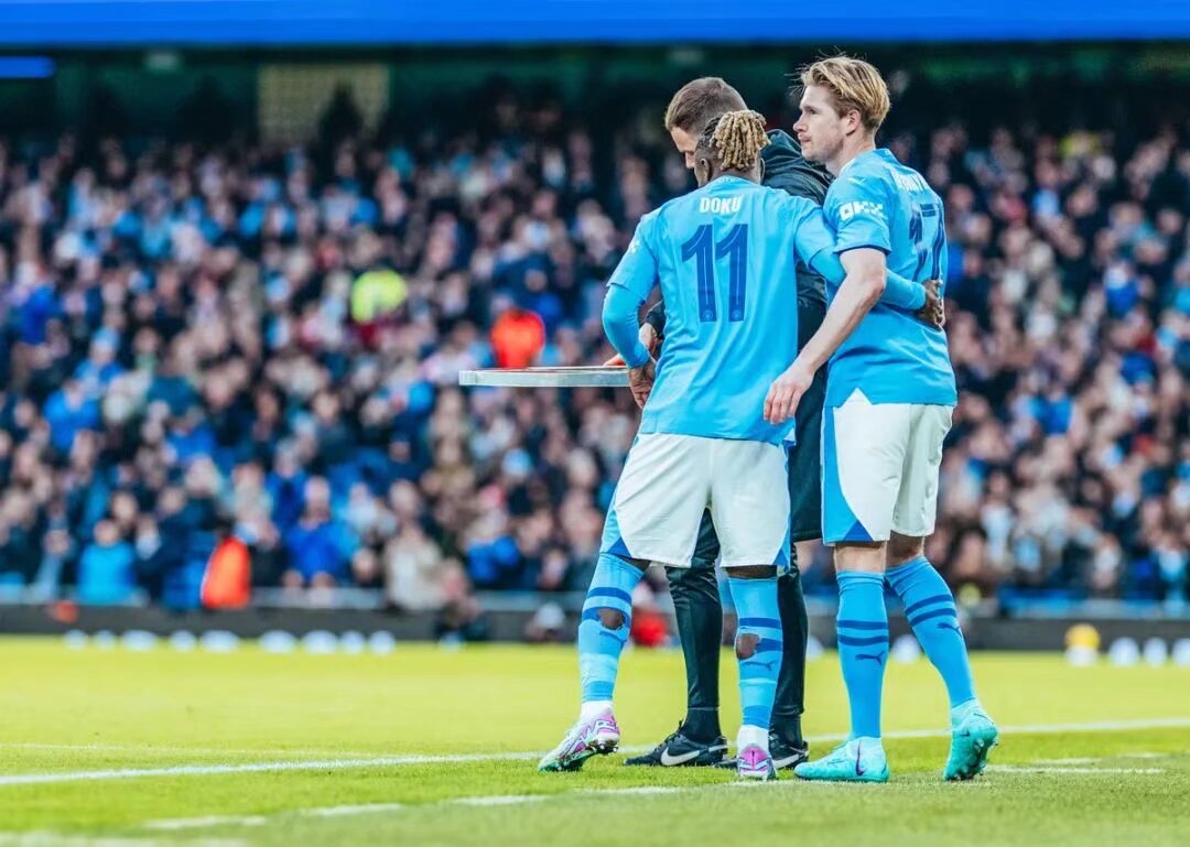 曼联前主帅阿特金森：要是我早买凯恩了，前锋解决一切问题（曼联前帅阿特金森：若早签凯恩，锋线足以解决一切问题）