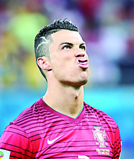 跟队：多特在与狼队谈法比奥-席尔瓦转会，预计本周将加速（队记：多特与狼队就法比奥-席尔瓦转会洽谈中，本周有望加速推进）