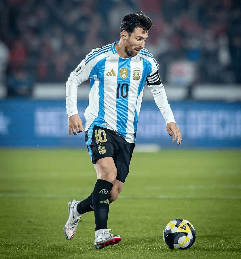 37分！亚历山大砍全场最高分，关键时刻摘10分定乾坤（轰下37分全场最高！亚历山大关键时刻连取10分锁定胜局）