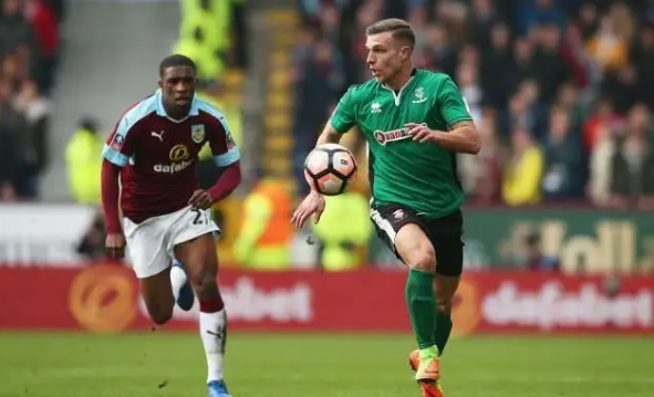 独立调查机构：FIFA要求与俄球队交易的欧洲球队及时支付欠款（独立调查机构称FIFA敦促与俄罗斯球队有交易的欧洲俱乐部尽快结清欠款）