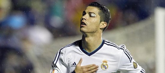 李霄鹏刚跟海牛队续约！就为俱乐部完成五笔重量级签约，值得期待（李霄鹏与海牛续约后火速拍板五笔重磅引援，未来可期）